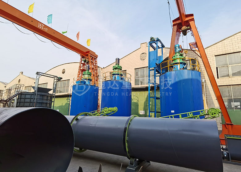 東北24米烘干機發(fā)貨現(xiàn)場烘干機烘干有機肥造粒機顆粒水分 東北24米烘干機發(fā)貨現(xiàn)場烘干機烘干有機肥造粒機顆粒水分